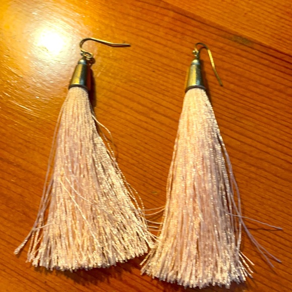 Moon and Lola tassel earrings - Picture 1 of 2